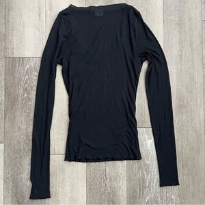 Abercrombie & Fitch Sheer
Rib Slash Top